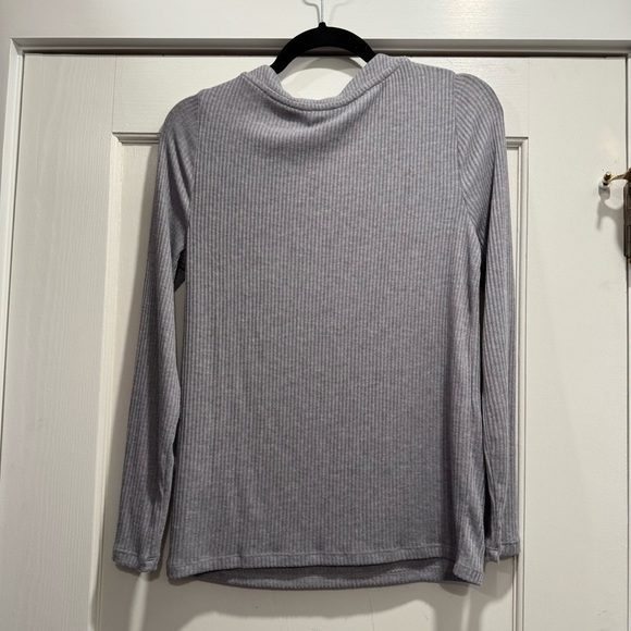 NWT Womens Lucky Brand Long Sleeve Ribbed Henley Heather Grey Medium boho staple - Picture 5 of 11